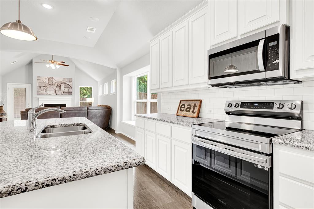 208 Rosemary Drive Property Photo 6