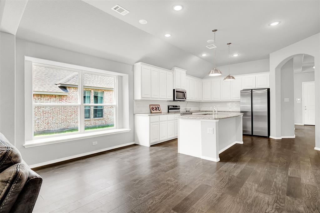 208 Rosemary Drive Property Photo 8