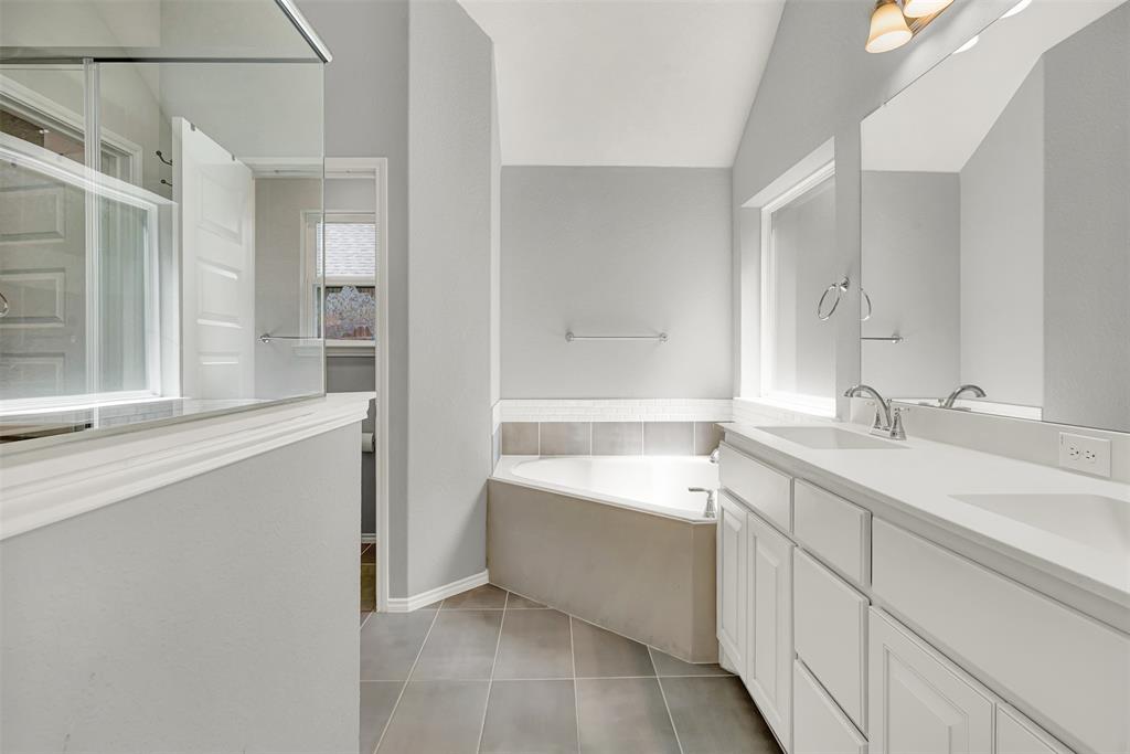 208 Rosemary Drive Property Photo 14