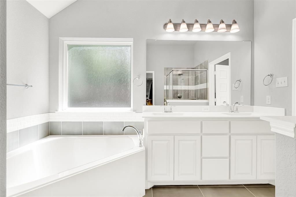 208 Rosemary Drive Property Photo 15