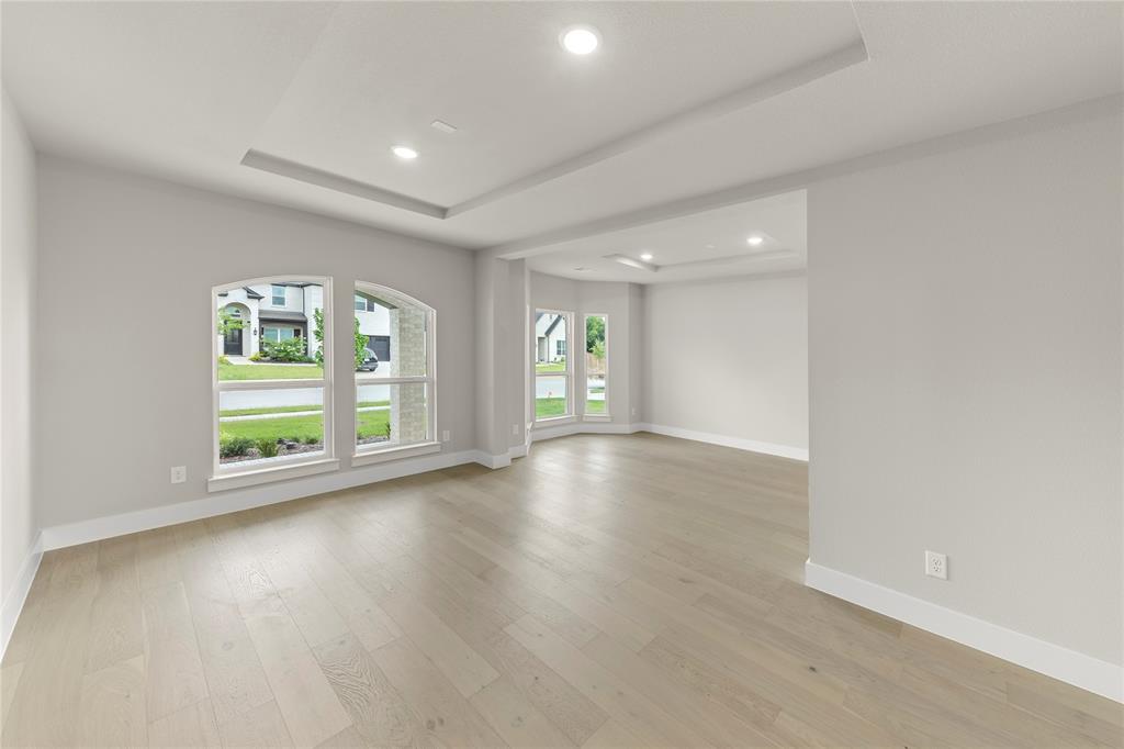 3304 Lakeshore Drive Property Photo 5