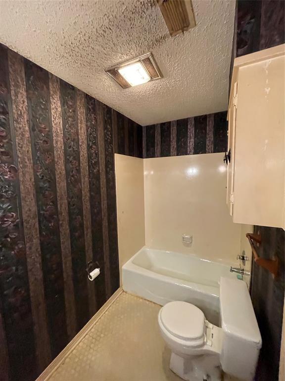 6320 Bocage Drive Property Photo 11