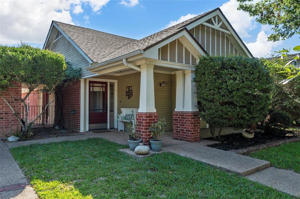 10513 Rayburn Way Property Photo 3