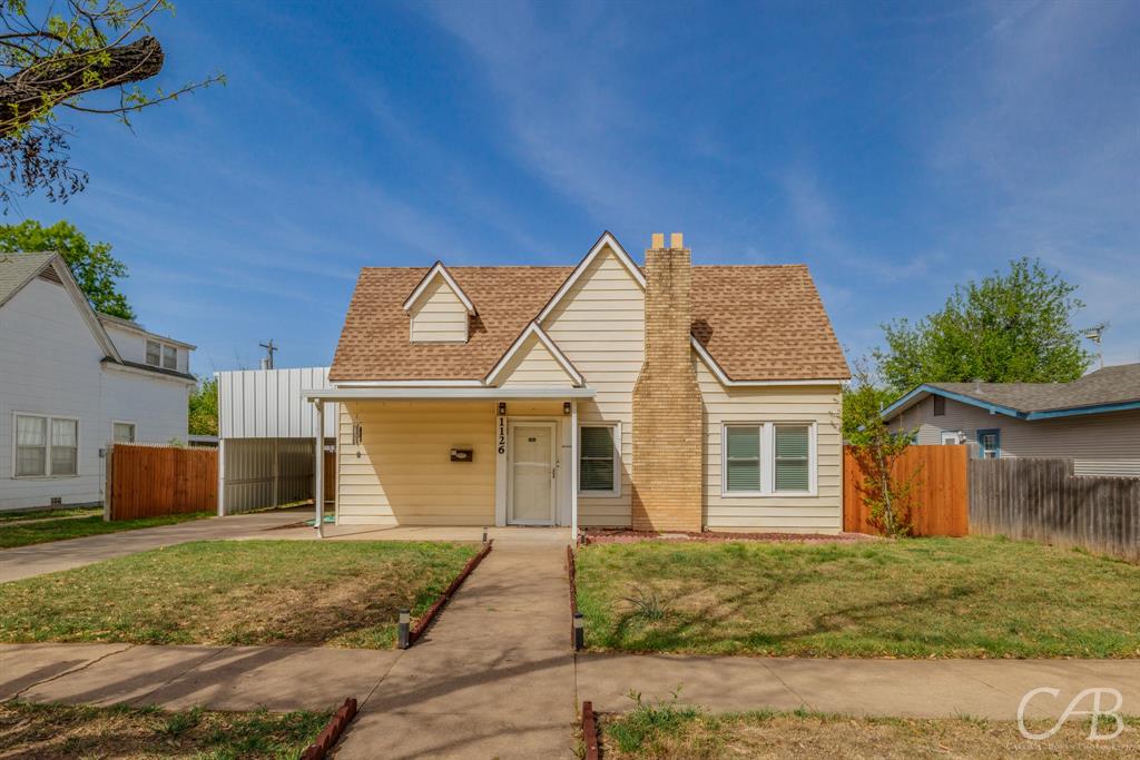 1126 Grand Avenue Property Photo 1