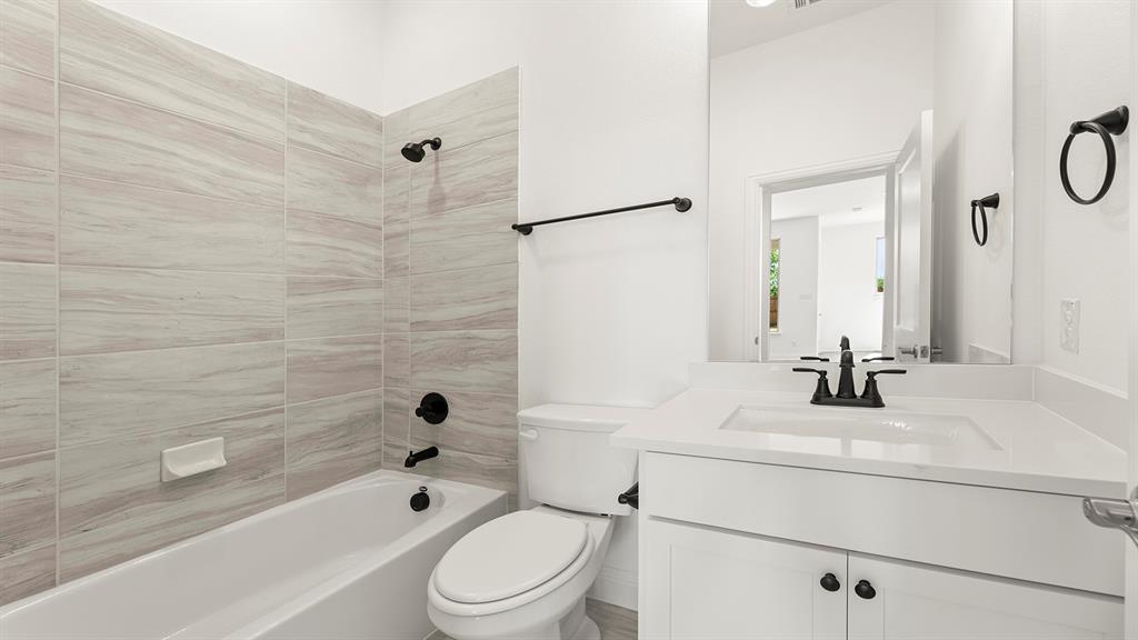 487 Silent Pond Parkway Property Photo 14