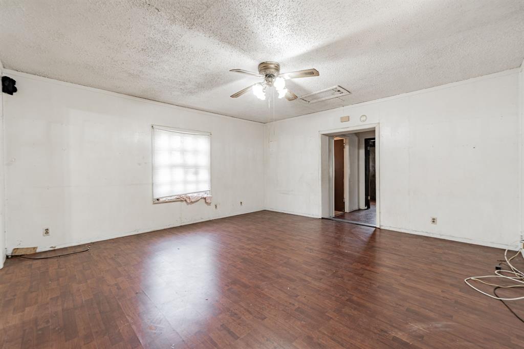 4722 Cowan Avenue Property Photo 13