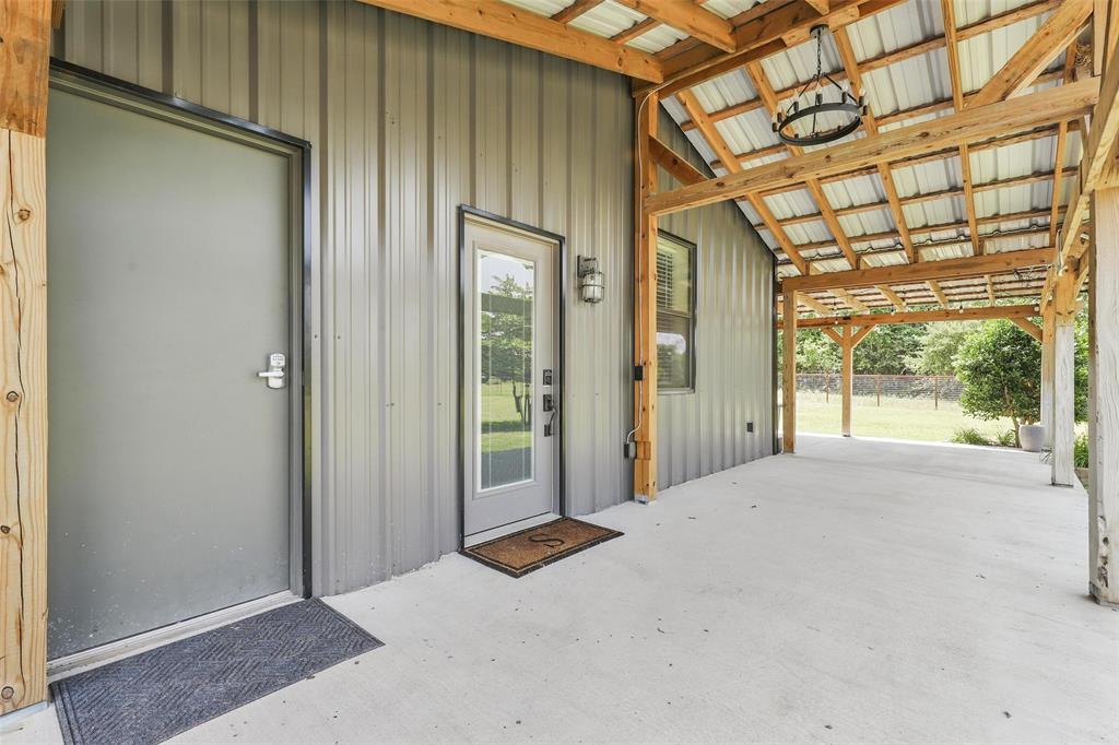 1661 Greenwood Road Property Photo 33