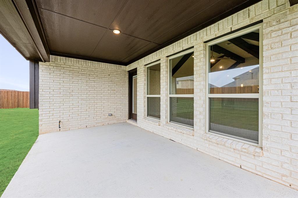 140 Claywood Drive Property Photo 33