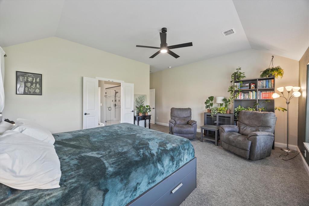 280 Sparkling Springs Drive Property Photo 23