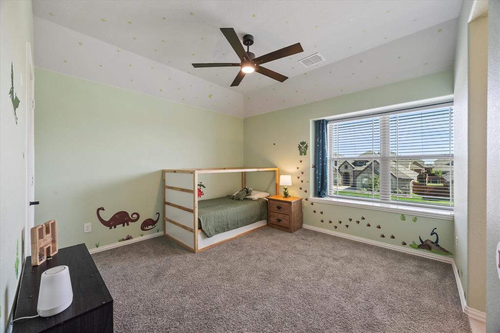 280 Sparkling Springs Drive Property Photo 28