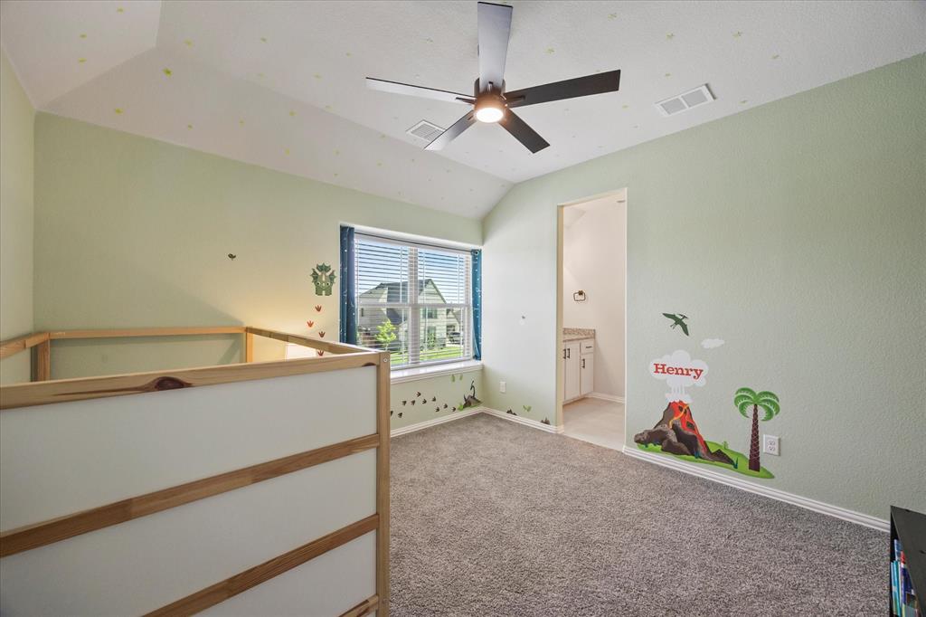 280 Sparkling Springs Drive Property Photo 29