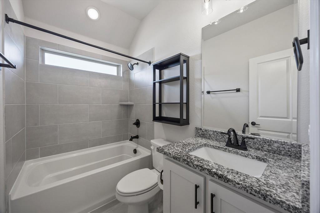280 Sparkling Springs Drive Property Photo 35