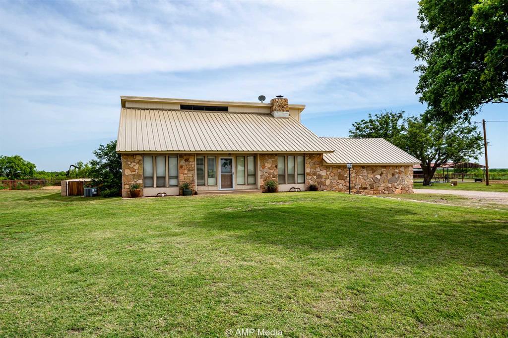 17900 County Road 444 Property Photo 1