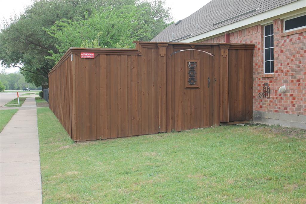 3901 Moonbeam Court Property Photo 7