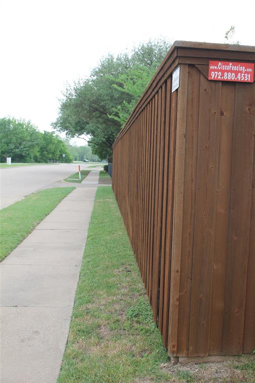 3901 Moonbeam Court Property Photo 8