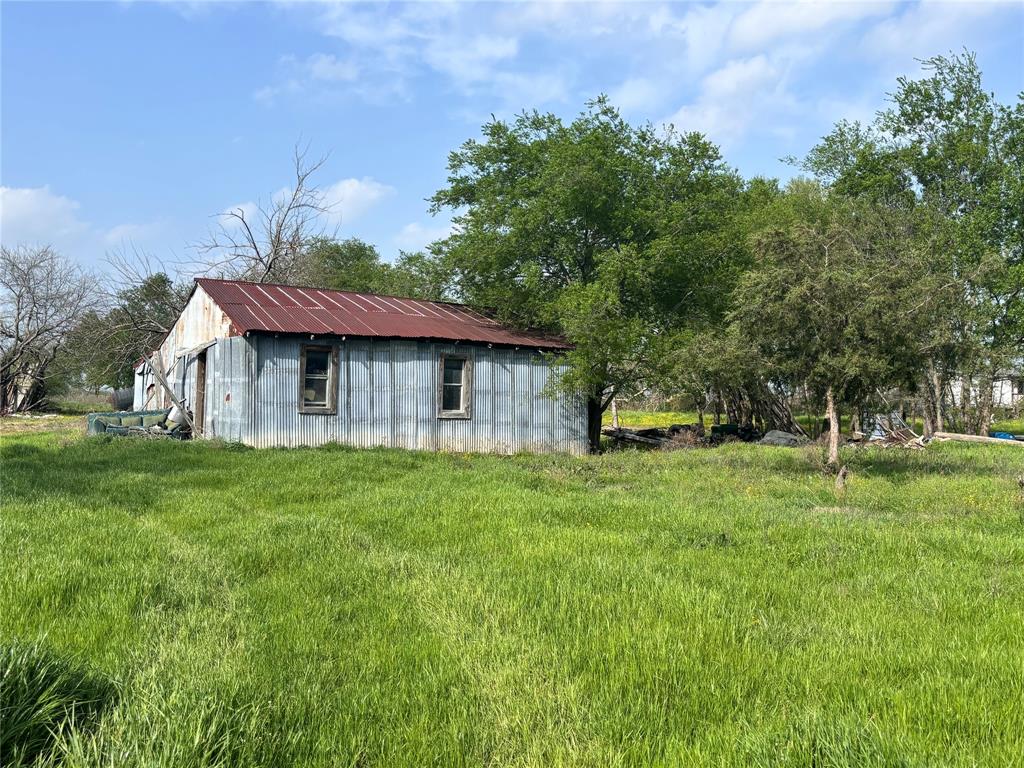 5500 County Road 3110 Property Photo 1