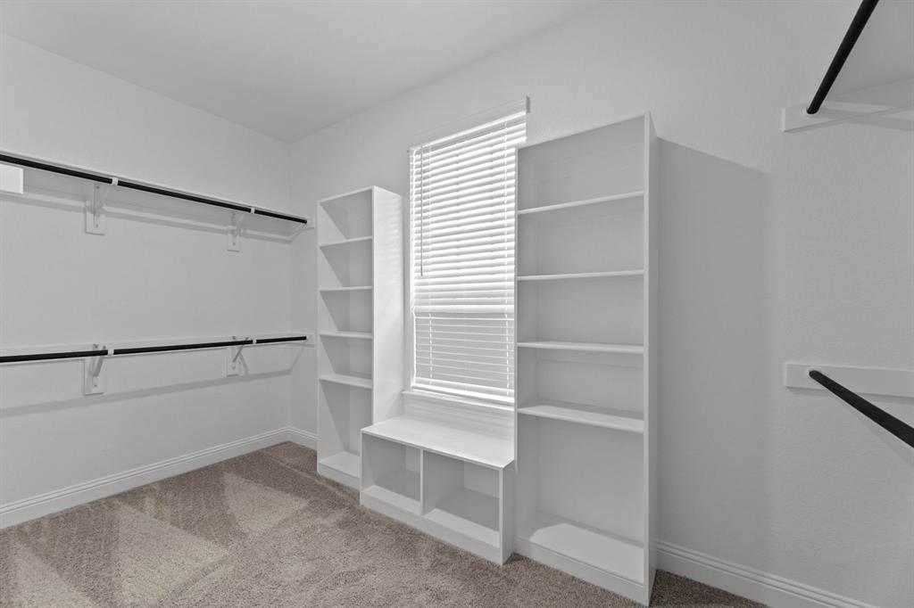 2521 Cedar Valley Cove Property Photo 16