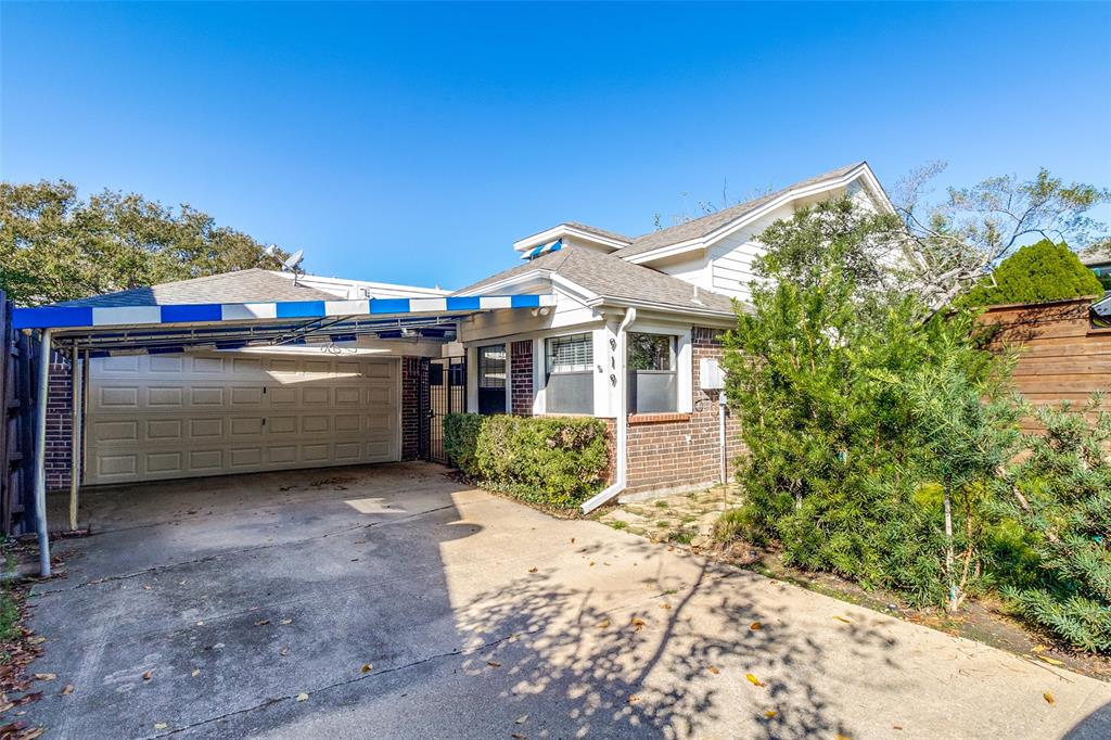 919 Liberty Court Property Photo 1