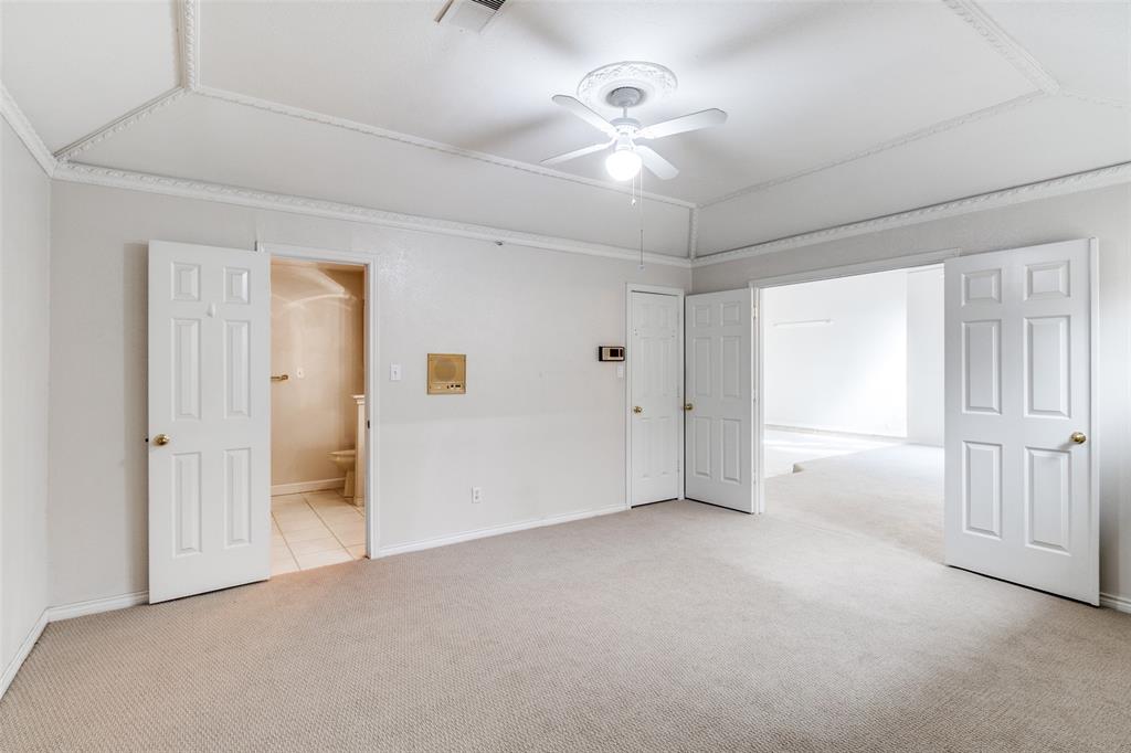 919 Liberty Court Property Photo 17