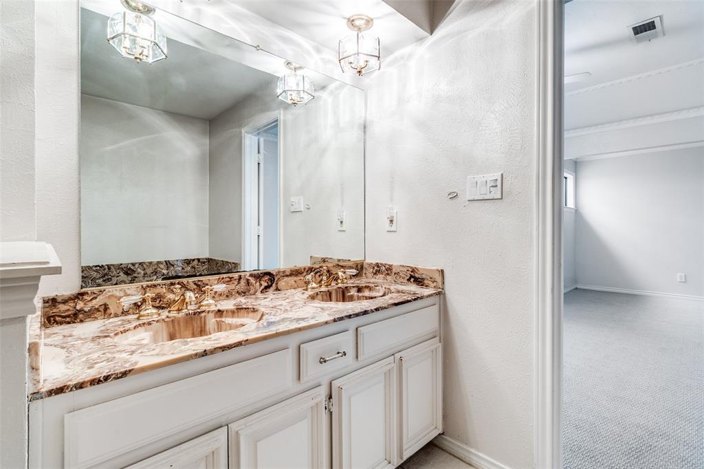 919 Liberty Court Property Photo 20