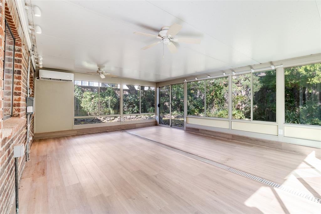 919 Liberty Court Property Photo 25