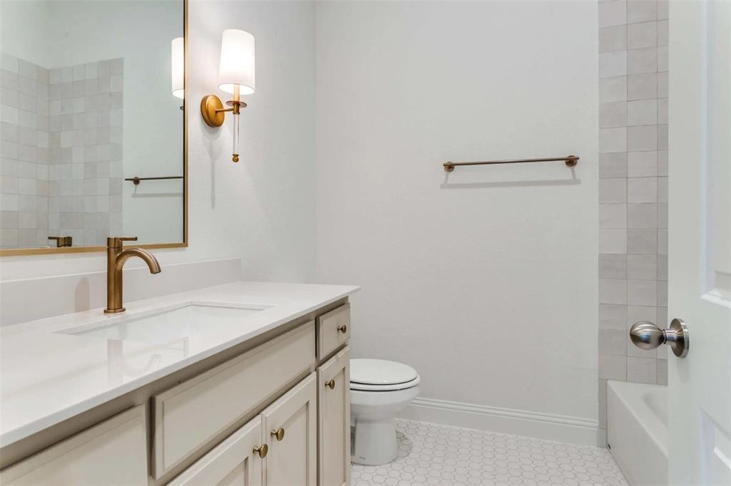 130 Galena Street Property Photo 15