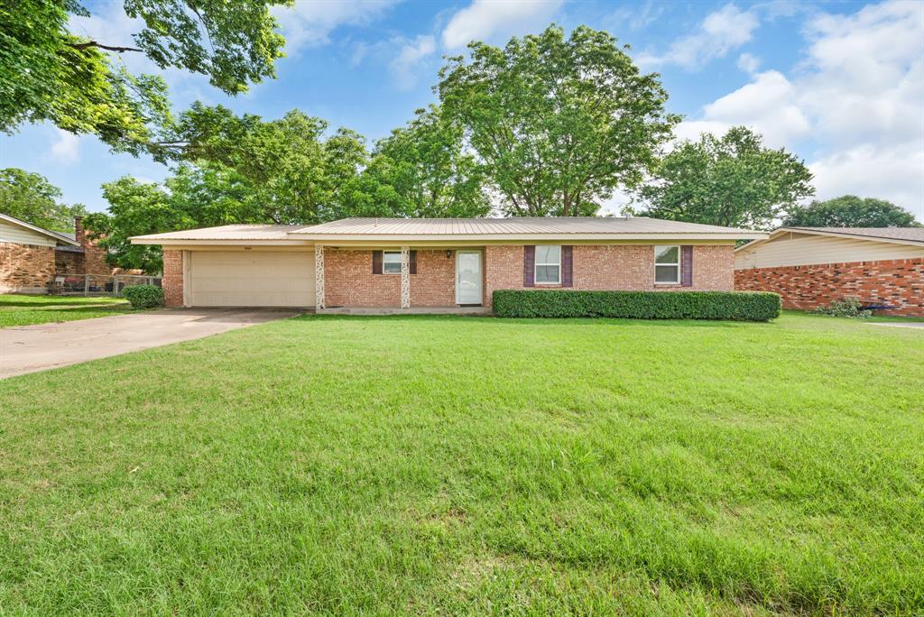 1804 Posey Lane Property Photo 1