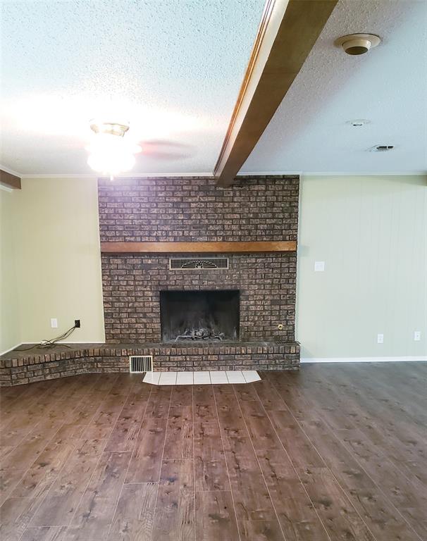 401 S Timberlane Property Photo 4