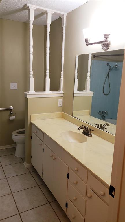 401 S Timberlane Property Photo 9