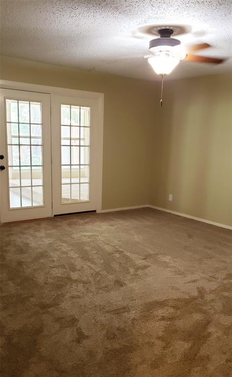 401 S Timberlane Property Photo 11