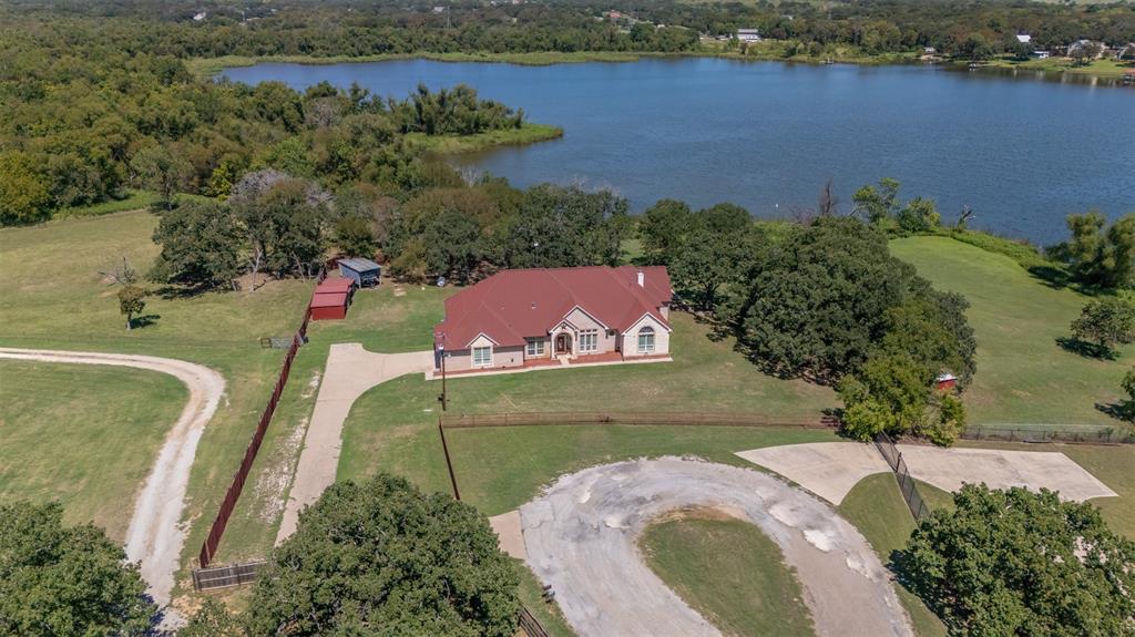 1701 W Lake Shore Drive Property Photo 1
