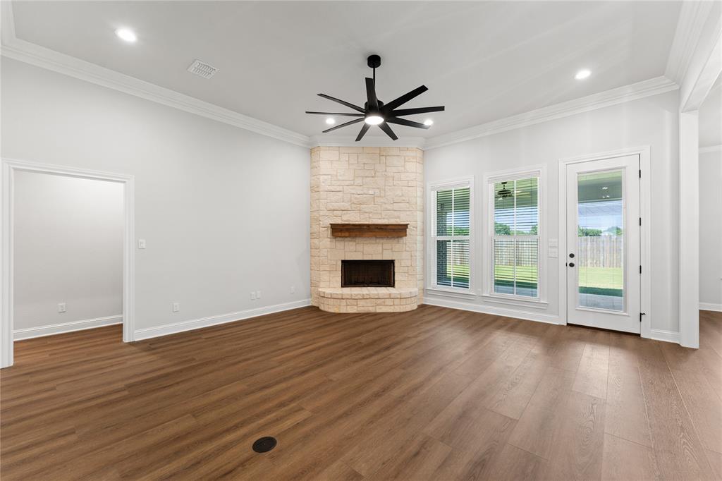 10117 Castleberry Lane Property Photo 7