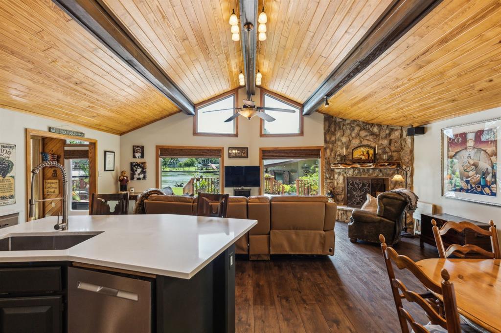 17 Bayside Drive Property Photo 4