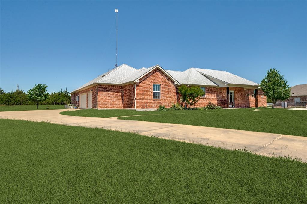 949 Stephen Court Property Image