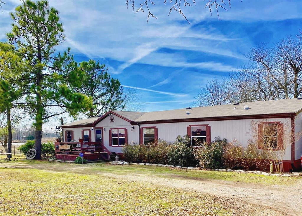 272 County Road 2062 Property Photo 1