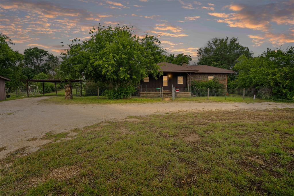 905 Zion Hill Property Photo 4