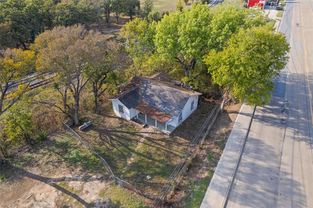 608 E Kennedale Parkway Property Photo 4