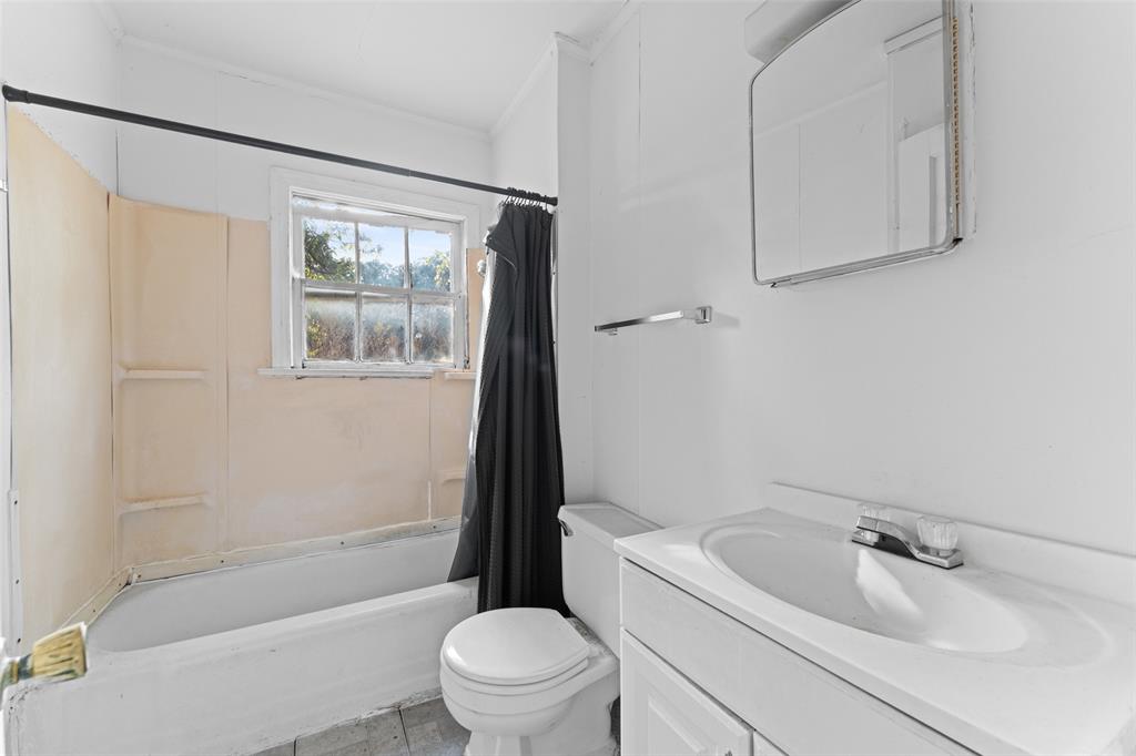 608 E Kennedale Parkway Property Photo 10