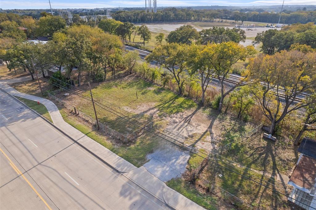 608 E Kennedale Parkway Property Photo 11