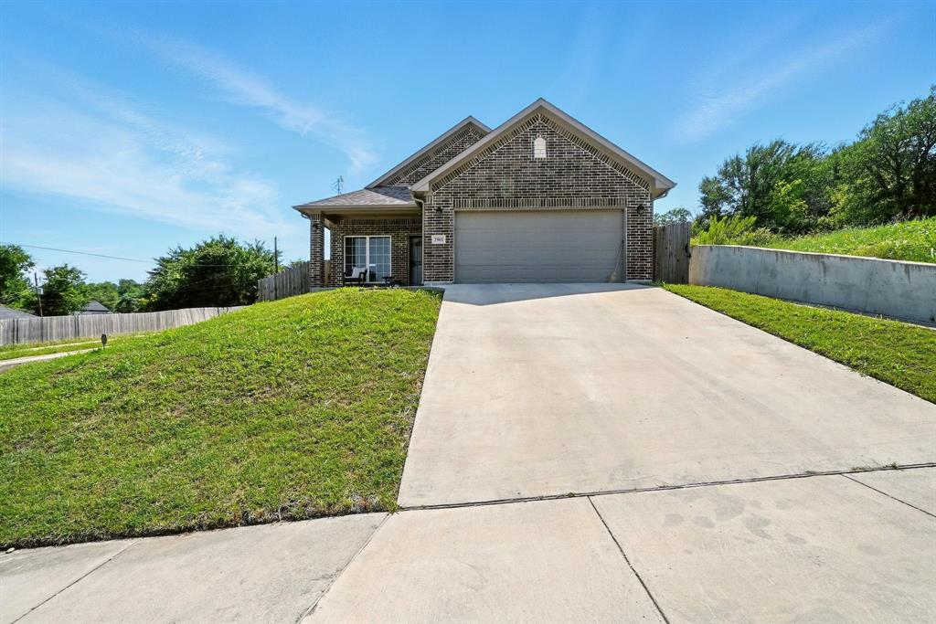 2901 18th Street Property Photo 1