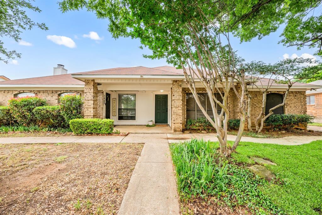 2911 Post Oak Drive Property Photo 1