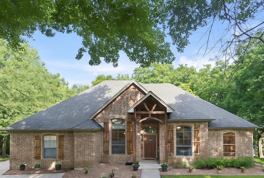 5321 Joe Wilson Road Property Photo 1