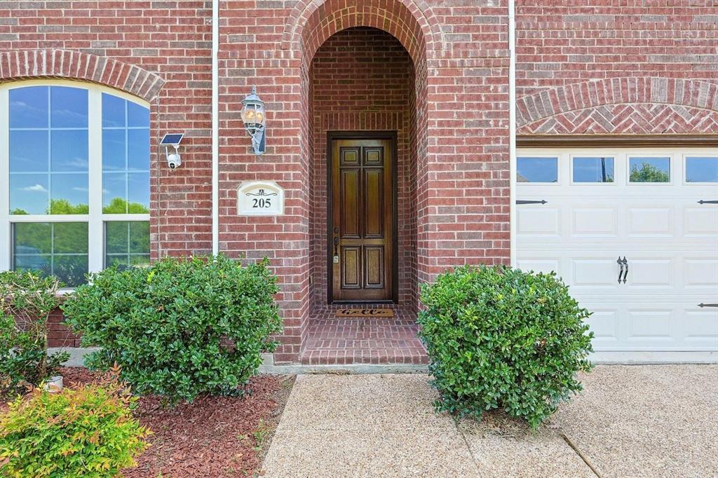 205 Hogue Lane Property Photo 3
