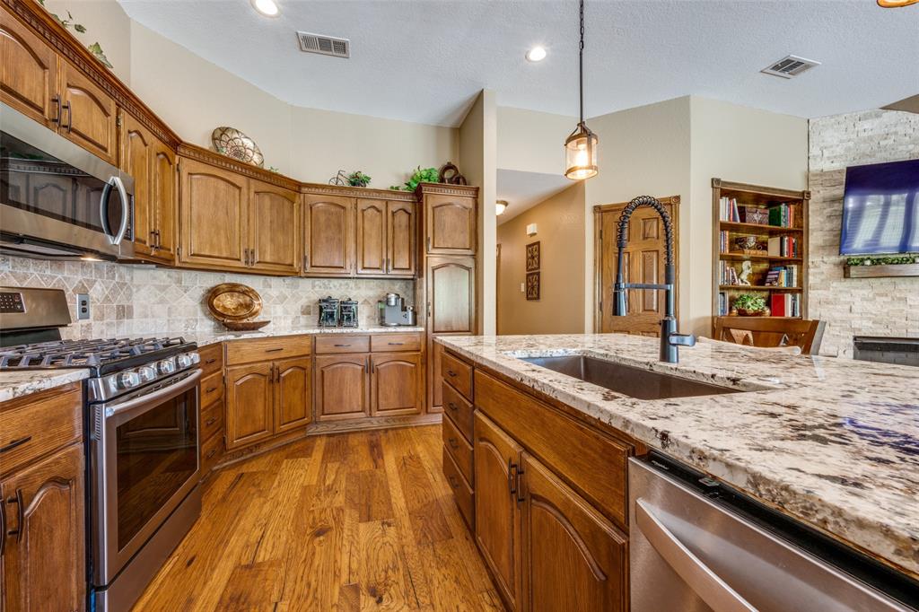 140 Daisey Lane Property Photo 8