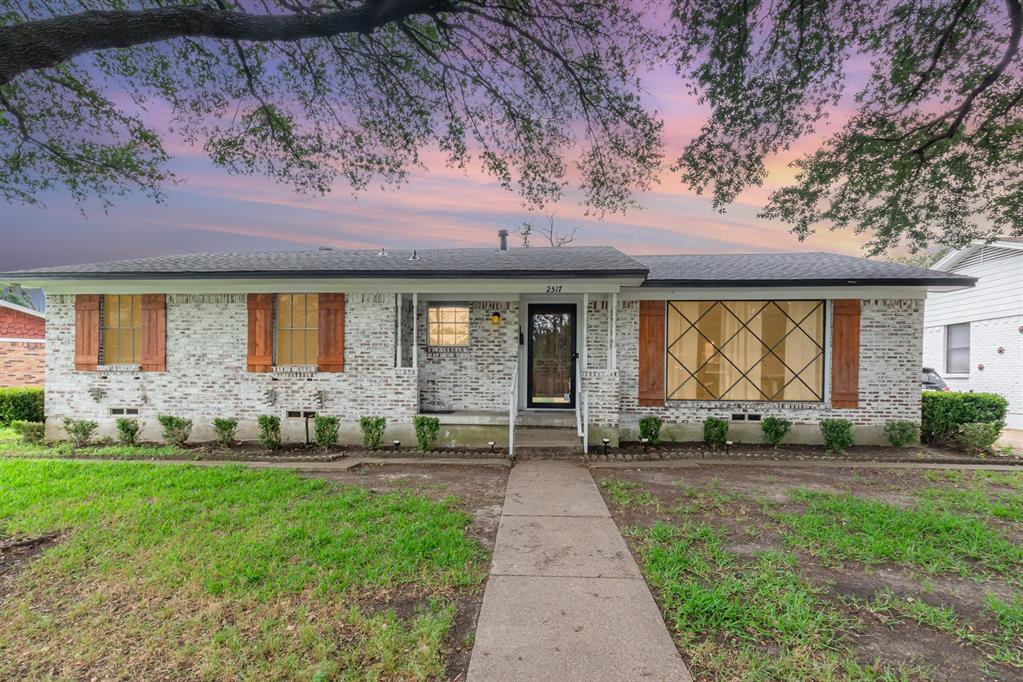 2517 Blanton Street Property Photo 1