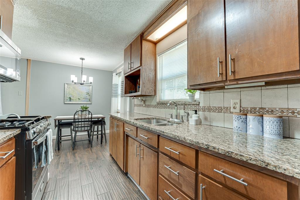 514 Shorehaven Drive Property Photo 10