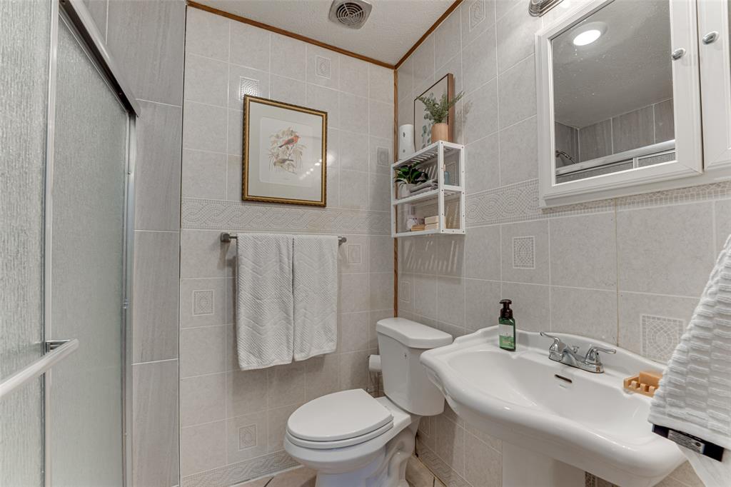 514 Shorehaven Drive Property Photo 22