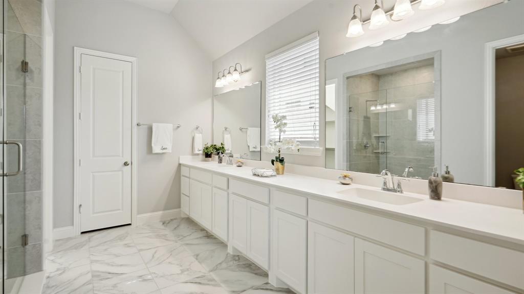15270 Catalpa Road Property Photo 20