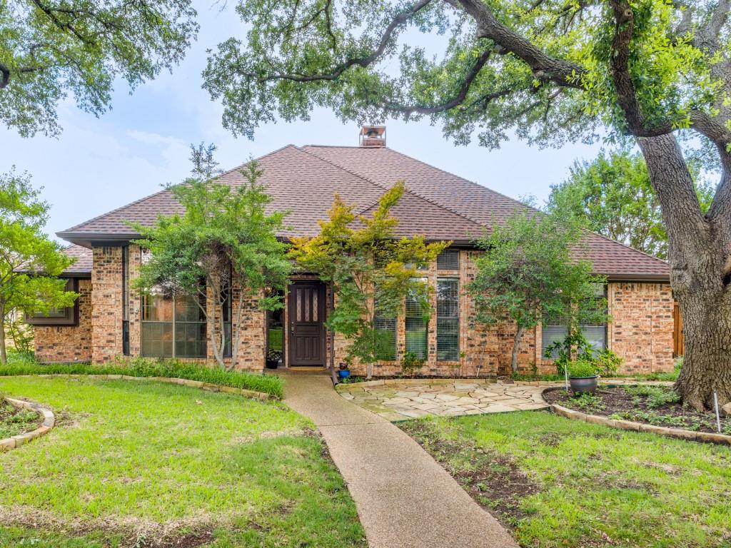 1504 Huron Trail