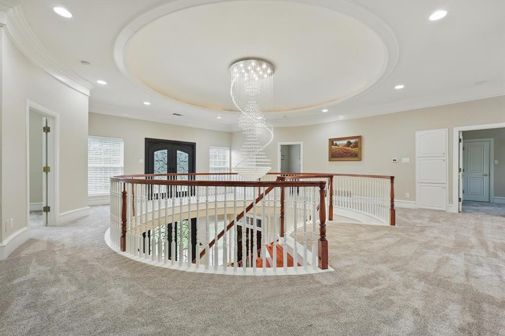 6260 Oak Hollow Drive Property Photo 26